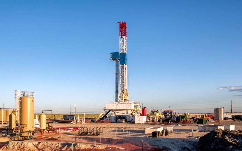 南方電網(wǎng)在深圳建成全國首個(gè)"變電站+充電站"站點(diǎn)